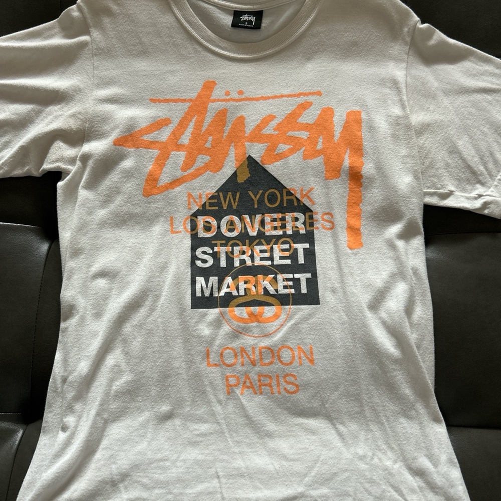 Stussy Dover Street Market T-Shirt
Men’s Size Small